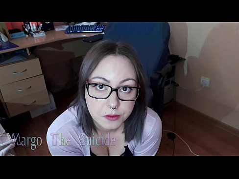 ❤️ Moza sexy con lentes chupa un consolador profundamente ante a cámara Sexo de calidade en % gl.villagesexvideos.ru %